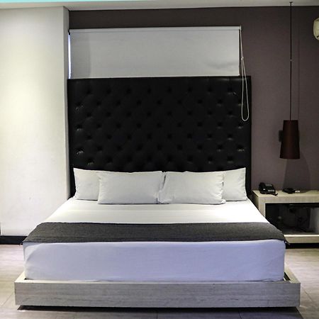 Hotel 47 Medellin Center Экстерьер фото